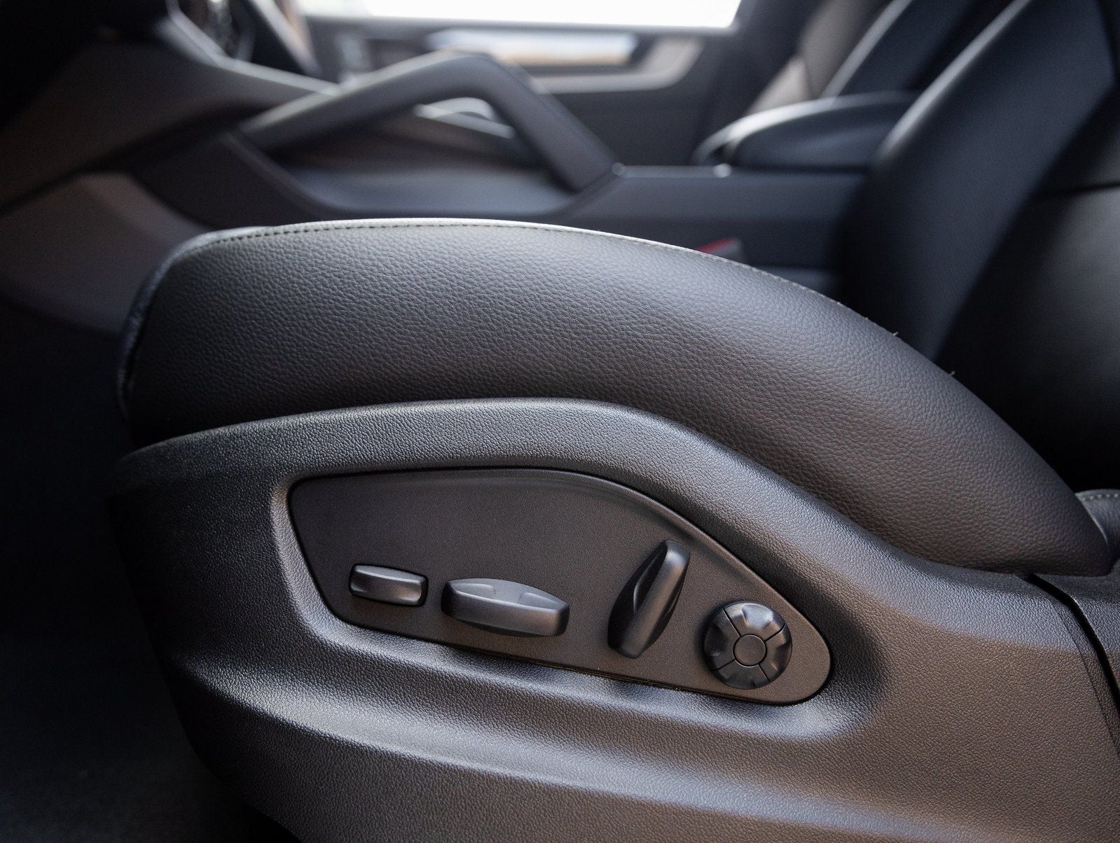 2026 Porsche Cayenne AWD