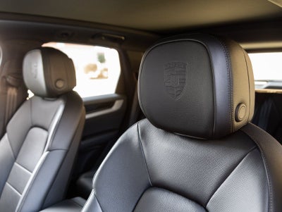 2026 Porsche Cayenne AWD