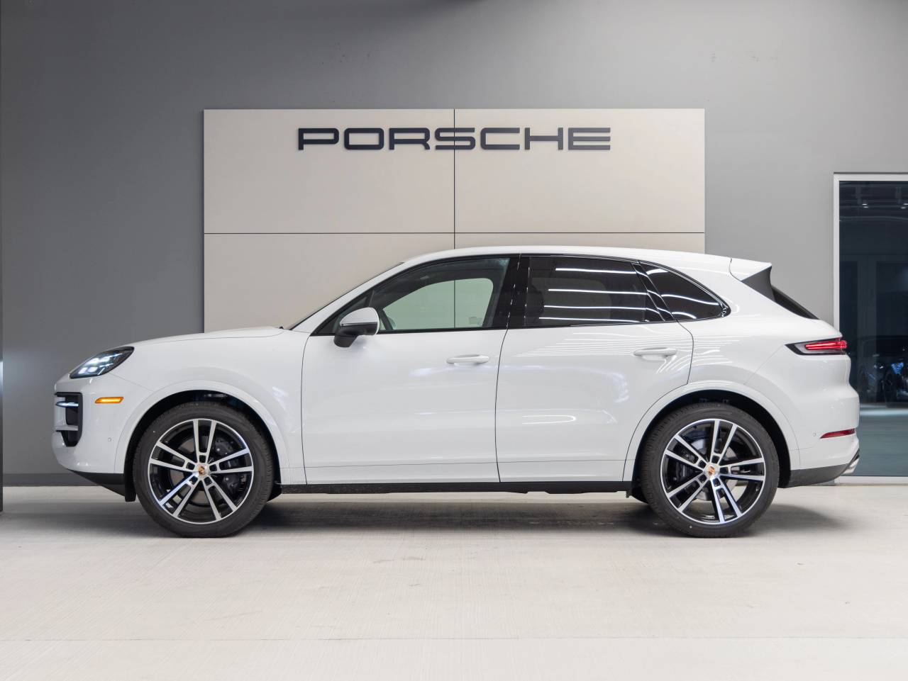2026 Porsche Cayenne AWD