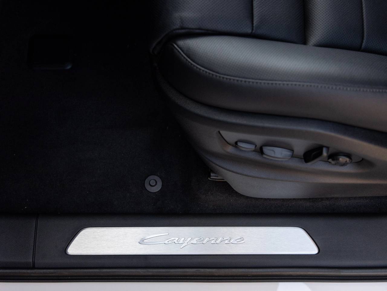 2026 Porsche Cayenne AWD