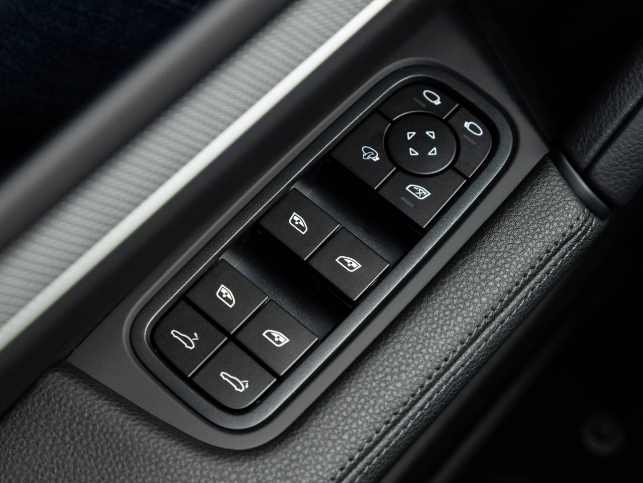 2026 Porsche Cayenne AWD