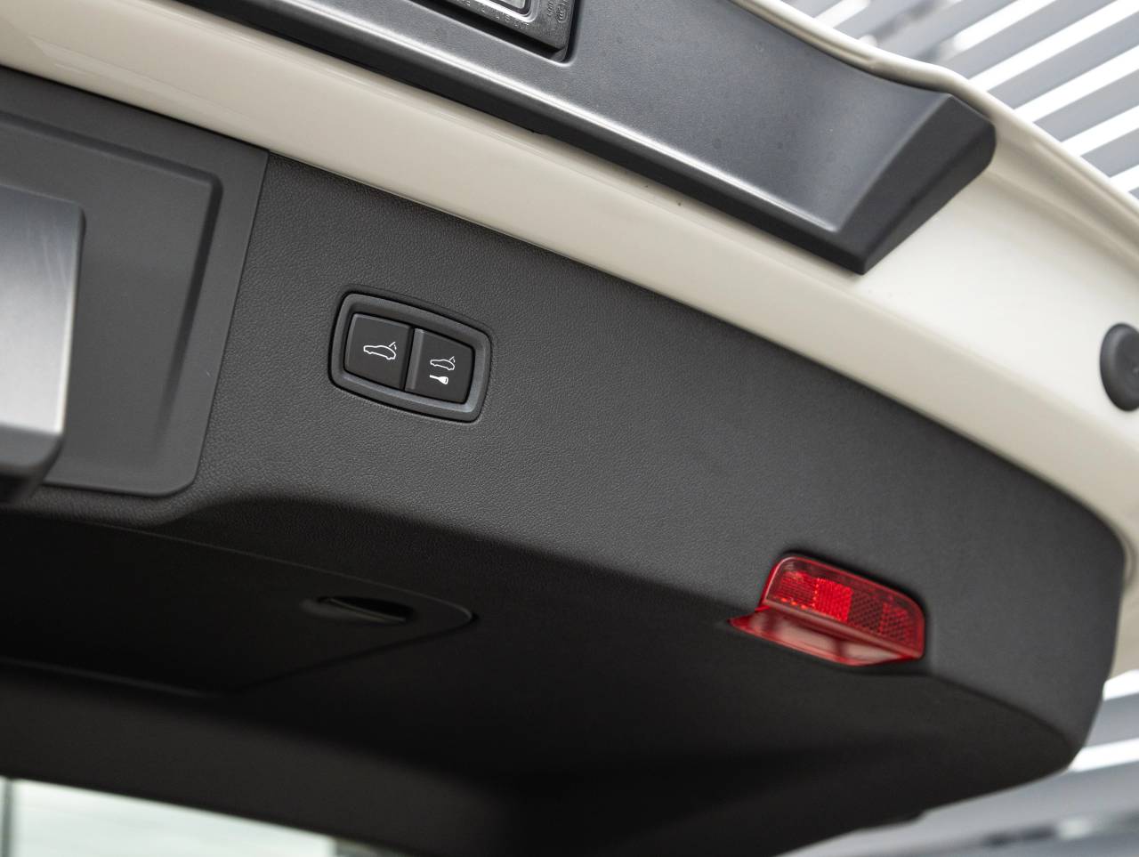 2026 Porsche Cayenne AWD