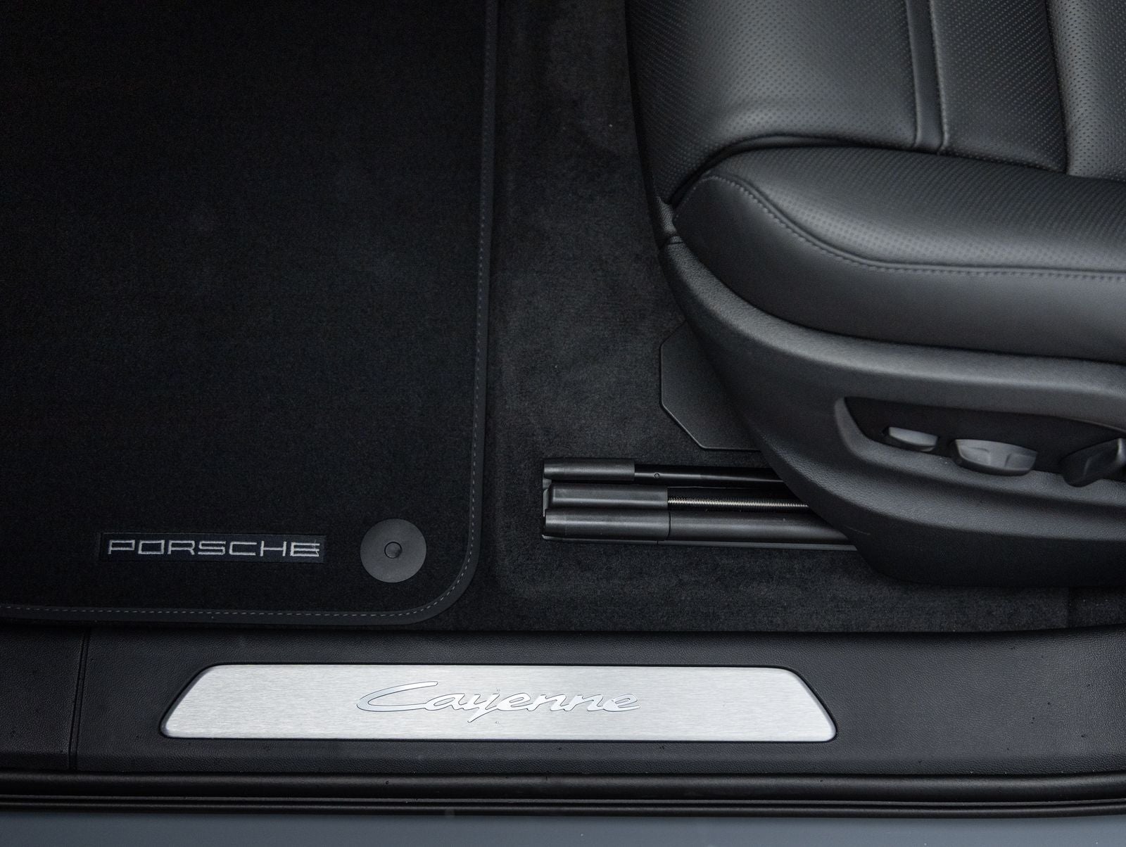 2026 Porsche Cayenne AWD