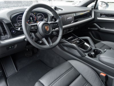 2026 Porsche Cayenne AWD