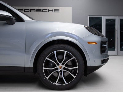 2026 Porsche Cayenne AWD