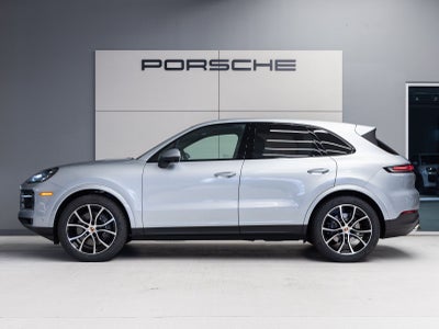 2026 Porsche Cayenne AWD