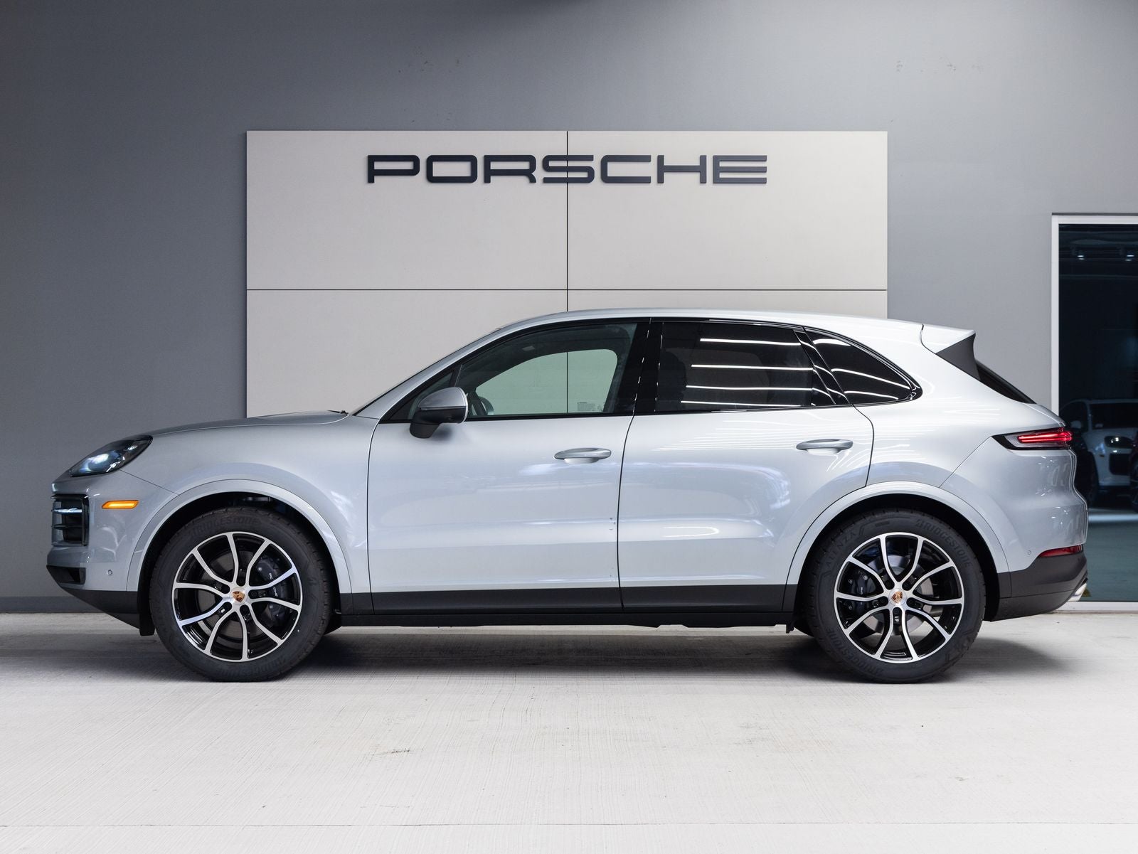 2026 Porsche Cayenne AWD