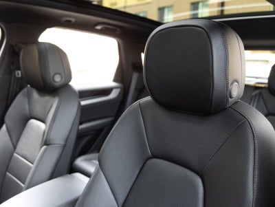 2026 Porsche Cayenne AWD