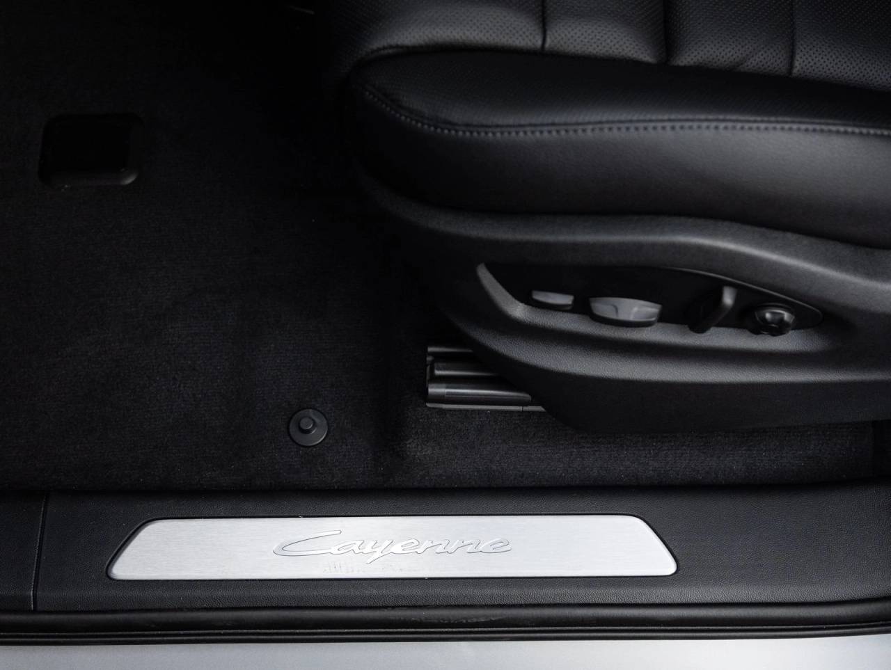 2026 Porsche Cayenne AWD