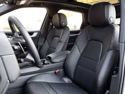 2026 Porsche Cayenne AWD