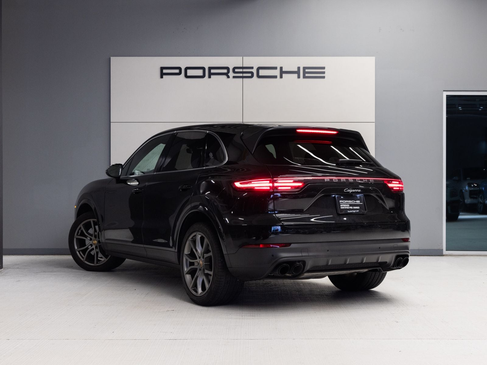 2023 Porsche Cayenne Cayenne (MY23)
