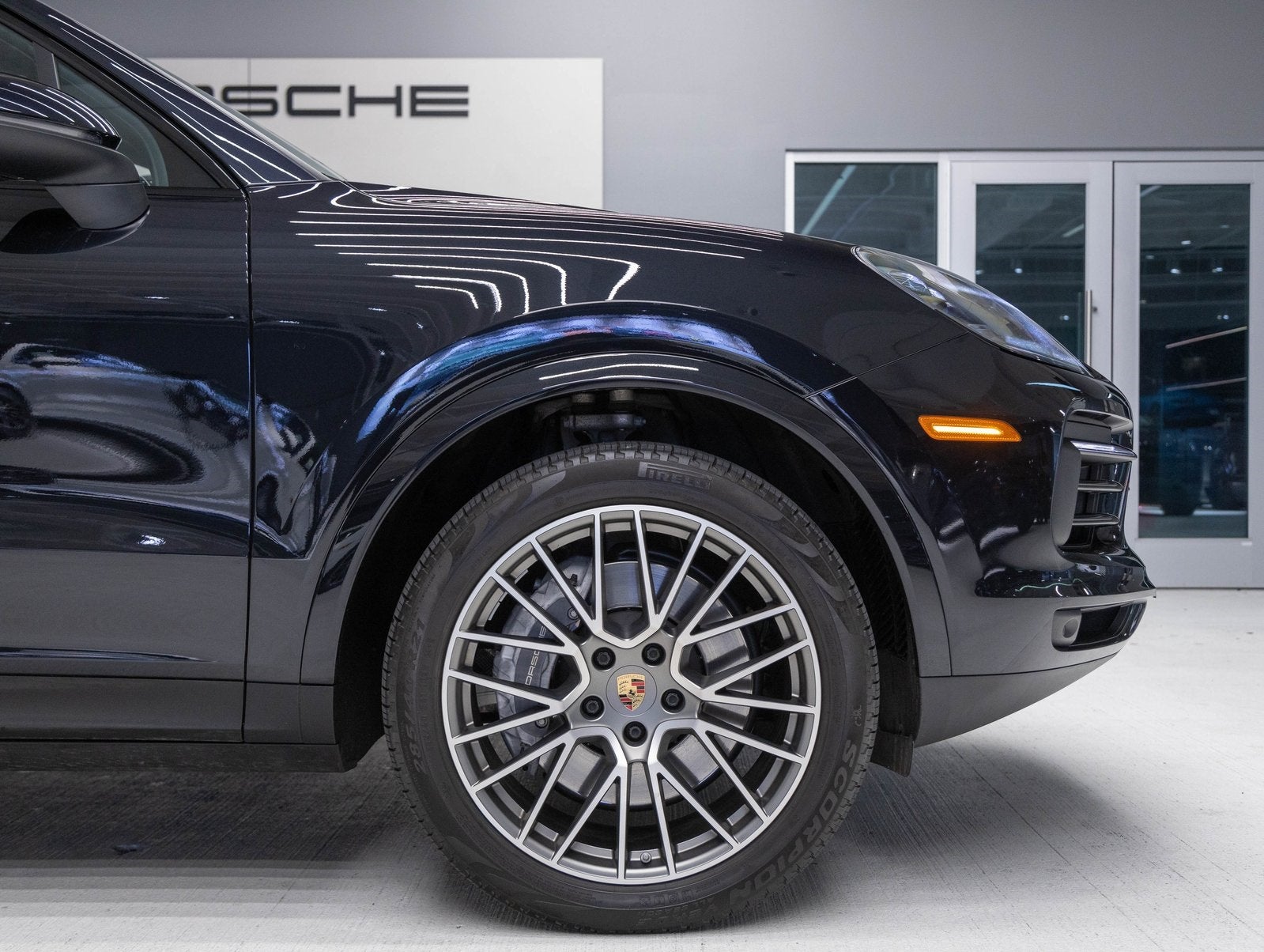 2022 Porsche Cayenne Cayenne Platinum Edition (MY22)