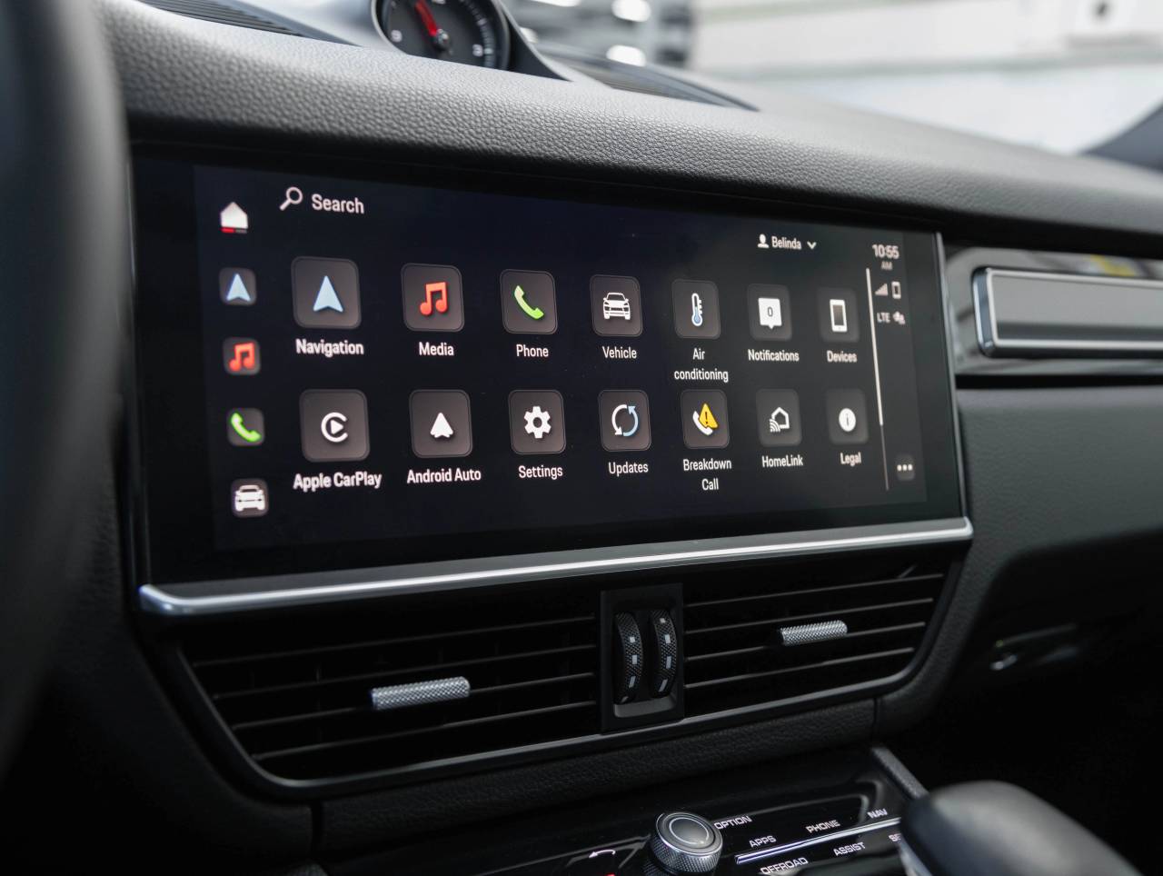 2022 Porsche Cayenne Cayenne Platinum Edition (MY22)