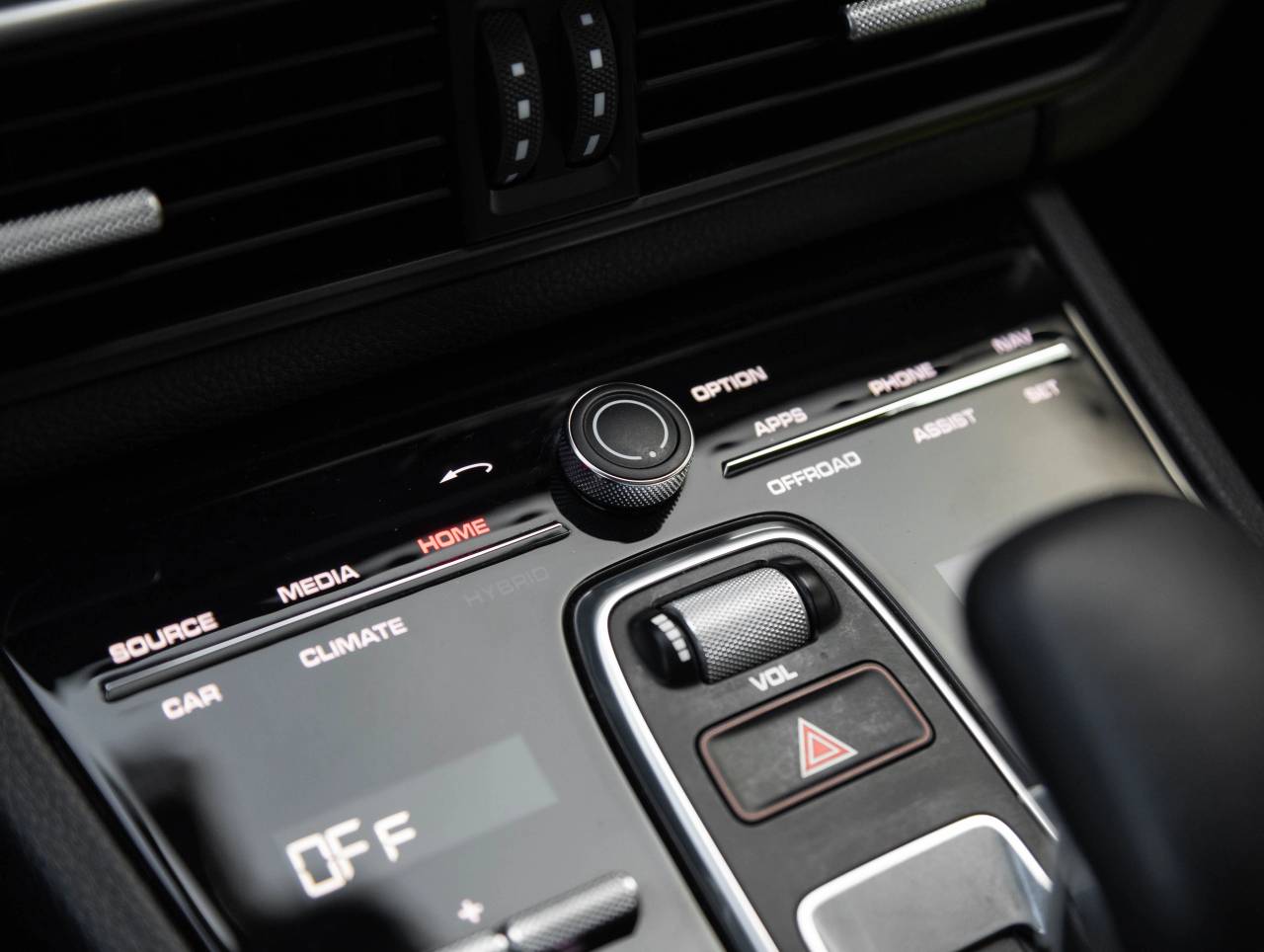 2022 Porsche Cayenne Cayenne Platinum Edition (MY22)