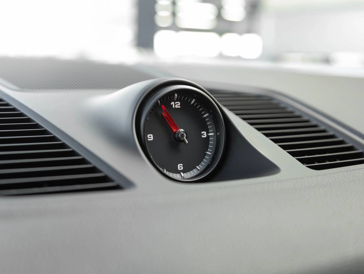 2022 Porsche Cayenne Cayenne Platinum Edition (MY22)