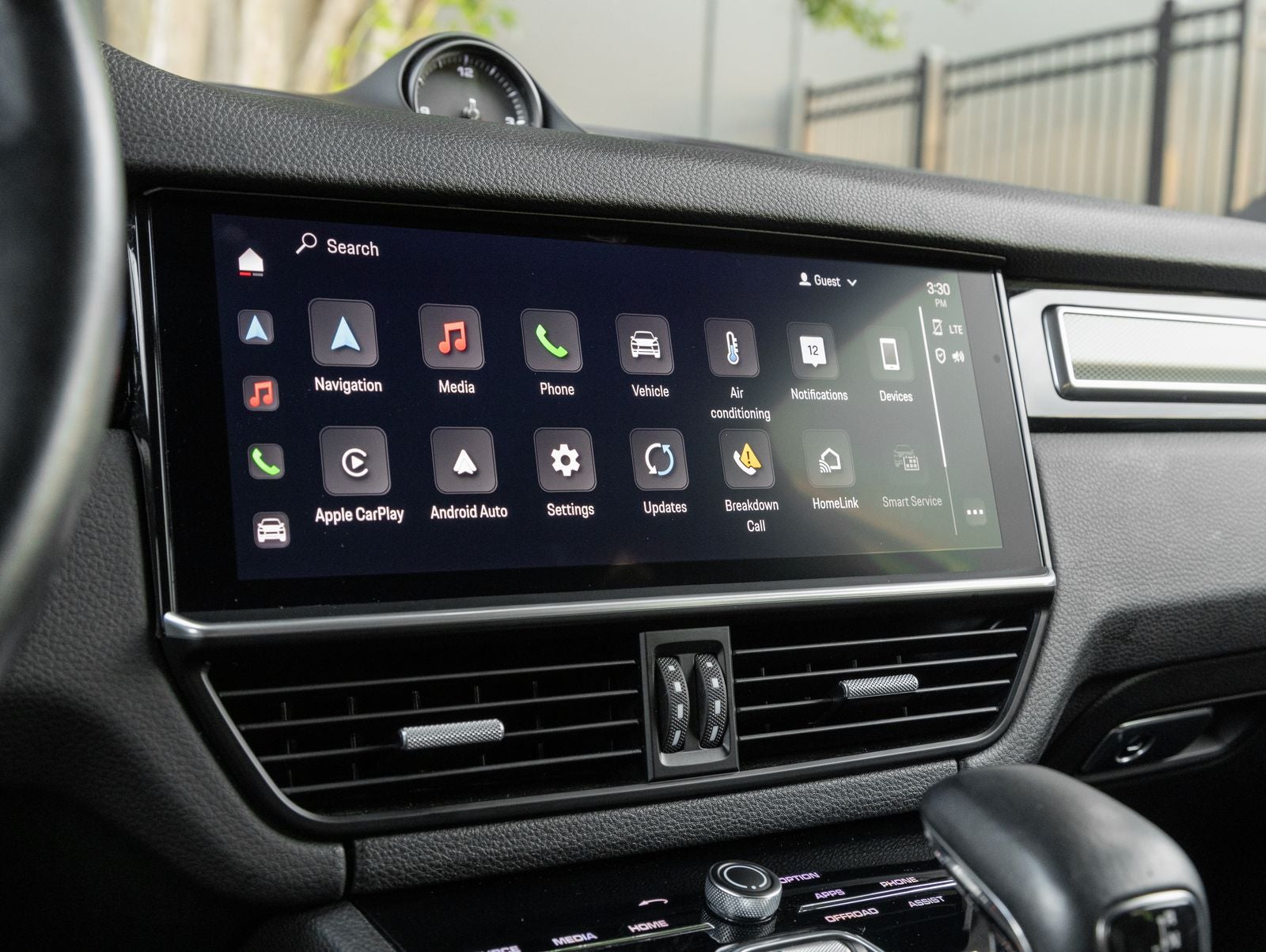 2023 Porsche Cayenne Platinum Edition