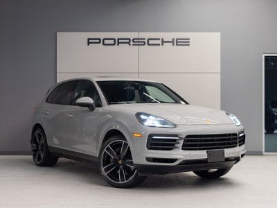 2023 Porsche Cayenne Platinum Edition