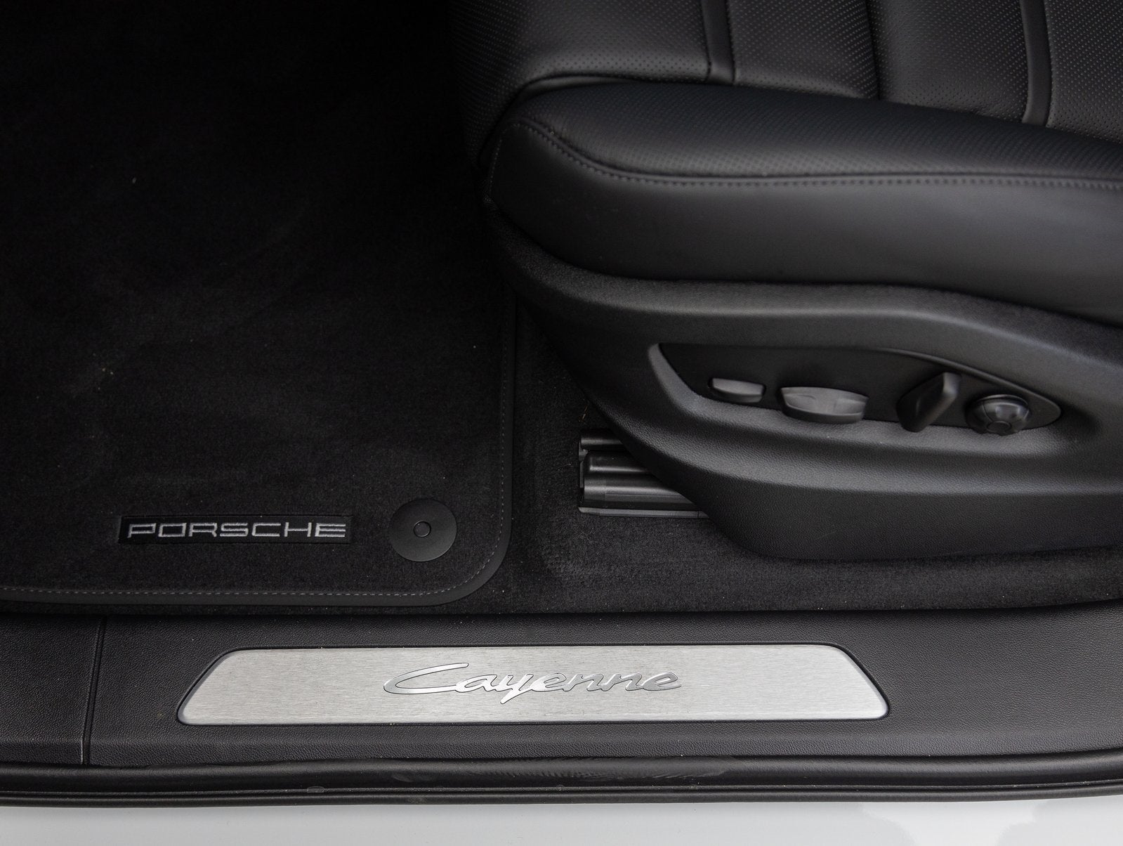 2025 Porsche Cayenne Cayenne