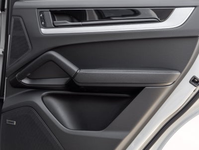 2026 Porsche Cayenne AWD