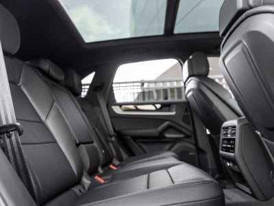 2026 Porsche Cayenne AWD