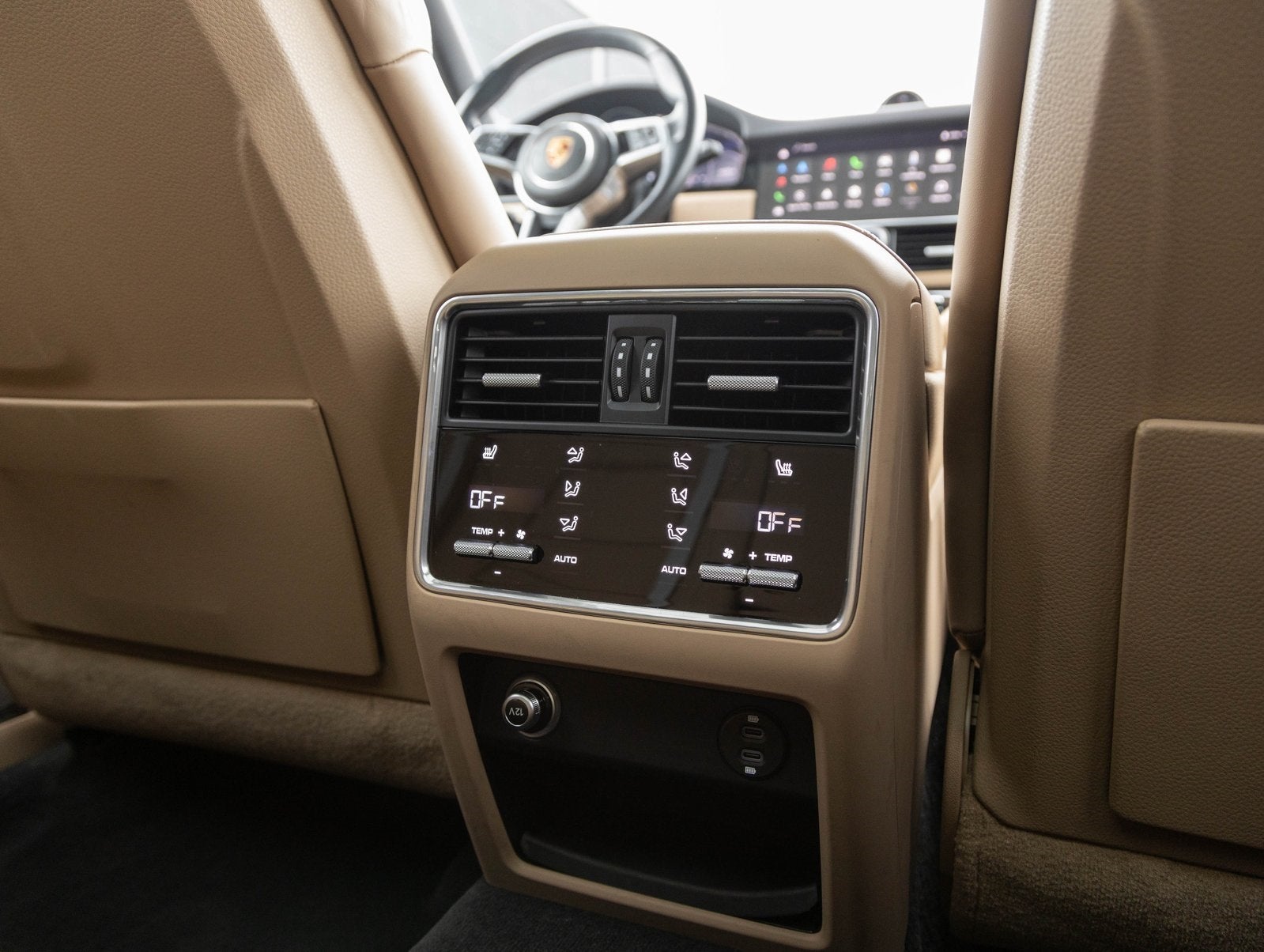 2022 Porsche Cayenne Cayenne Platinum Edition (MY22)