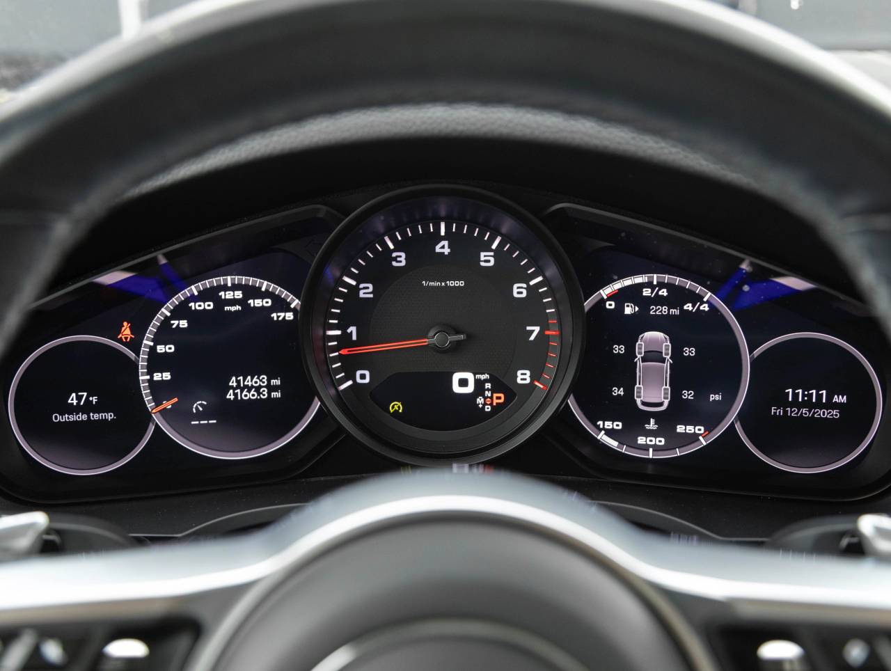 2022 Porsche Cayenne Cayenne Platinum Edition (MY22)