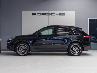2022 Porsche Cayenne Cayenne Platinum Edition (MY22)