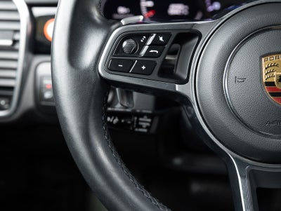2023 Porsche Cayenne Cayenne Platinum Edition (MY23)
