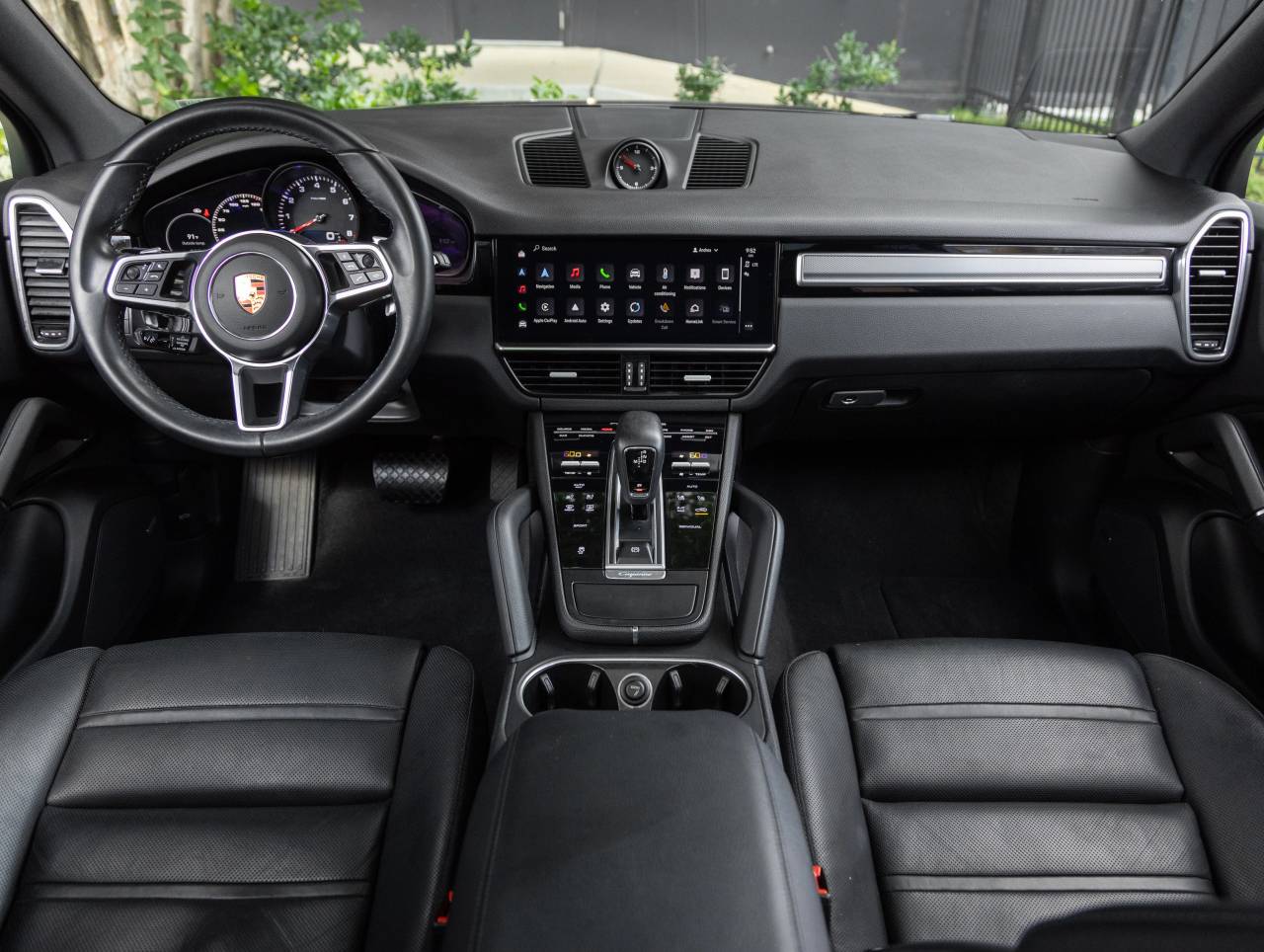 2023 Porsche Cayenne Cayenne Platinum Edition (MY23)