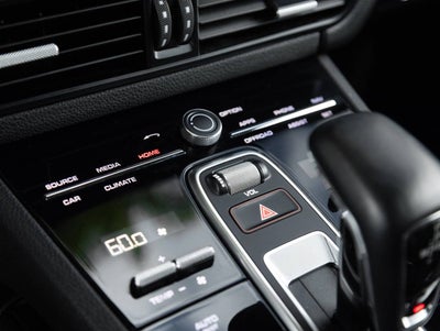 2023 Porsche Cayenne Cayenne Platinum Edition (MY23)