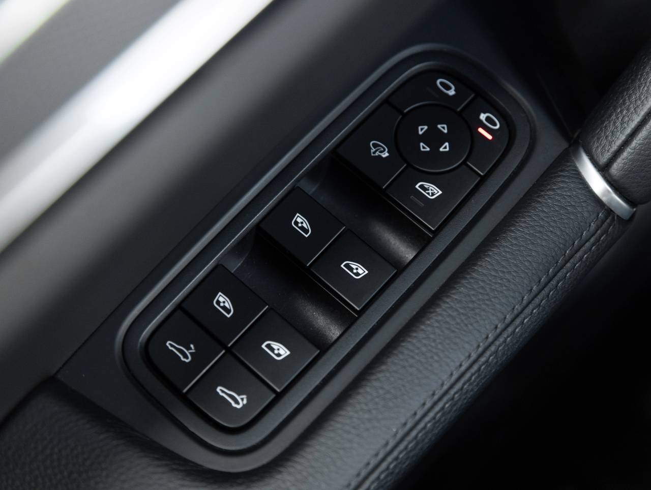 2023 Porsche Cayenne Cayenne Platinum Edition (MY23)