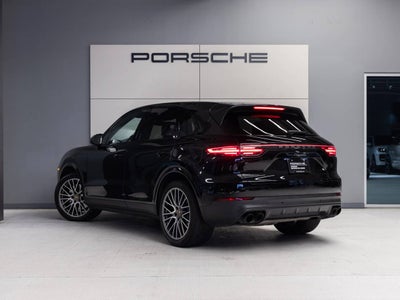 2023 Porsche Cayenne Cayenne Platinum Edition (MY23)