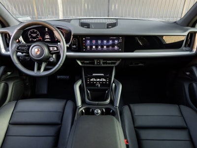 2026 Porsche Cayenne AWD