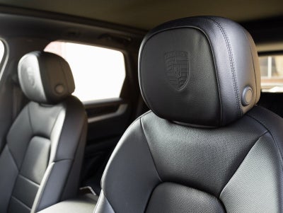 2026 Porsche Cayenne AWD