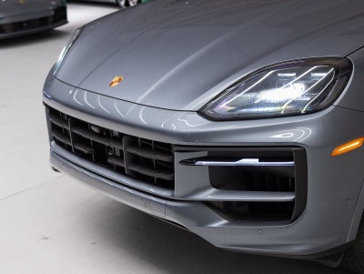 2026 Porsche Cayenne AWD