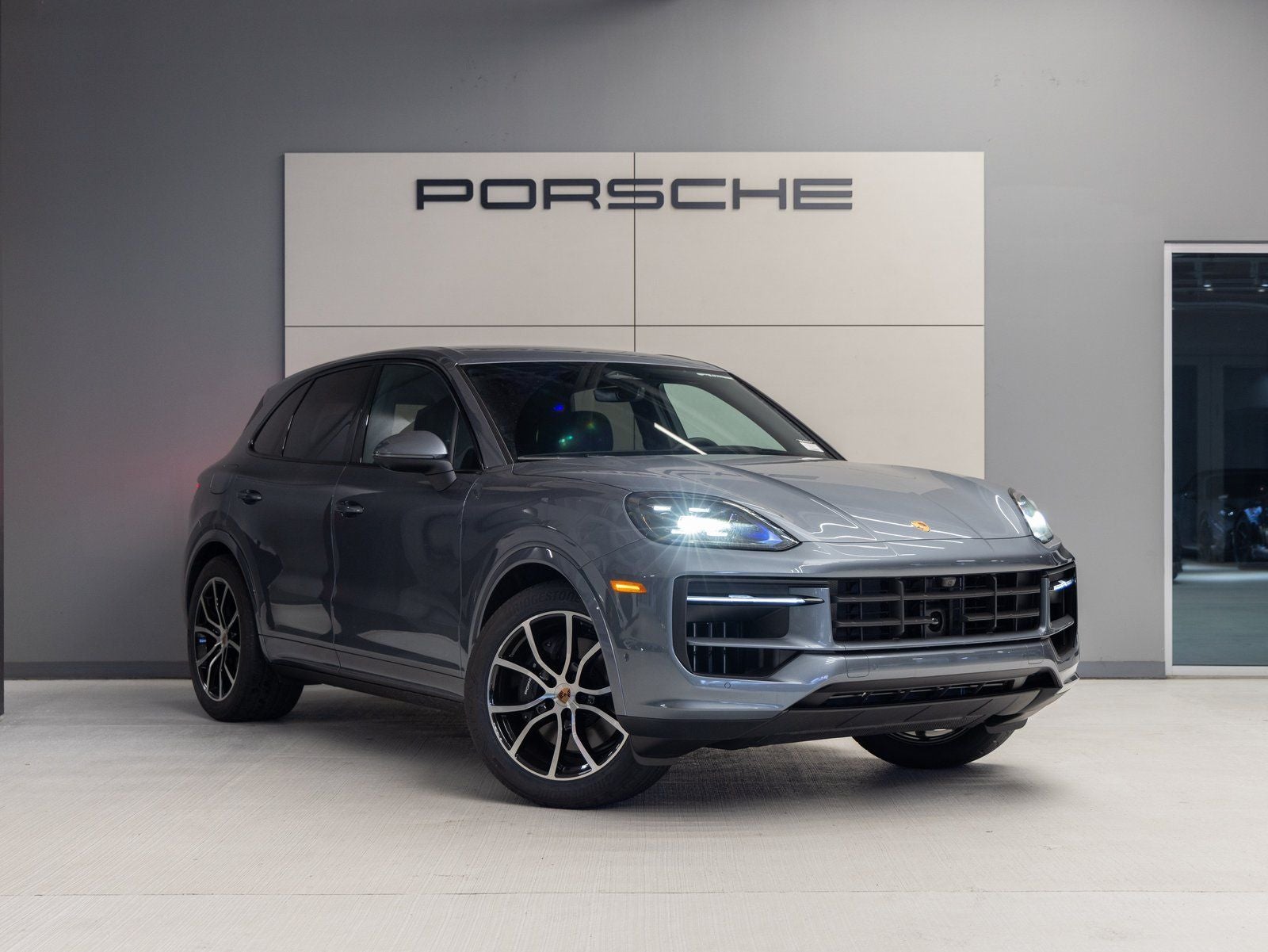 2026 Porsche Cayenne AWD
