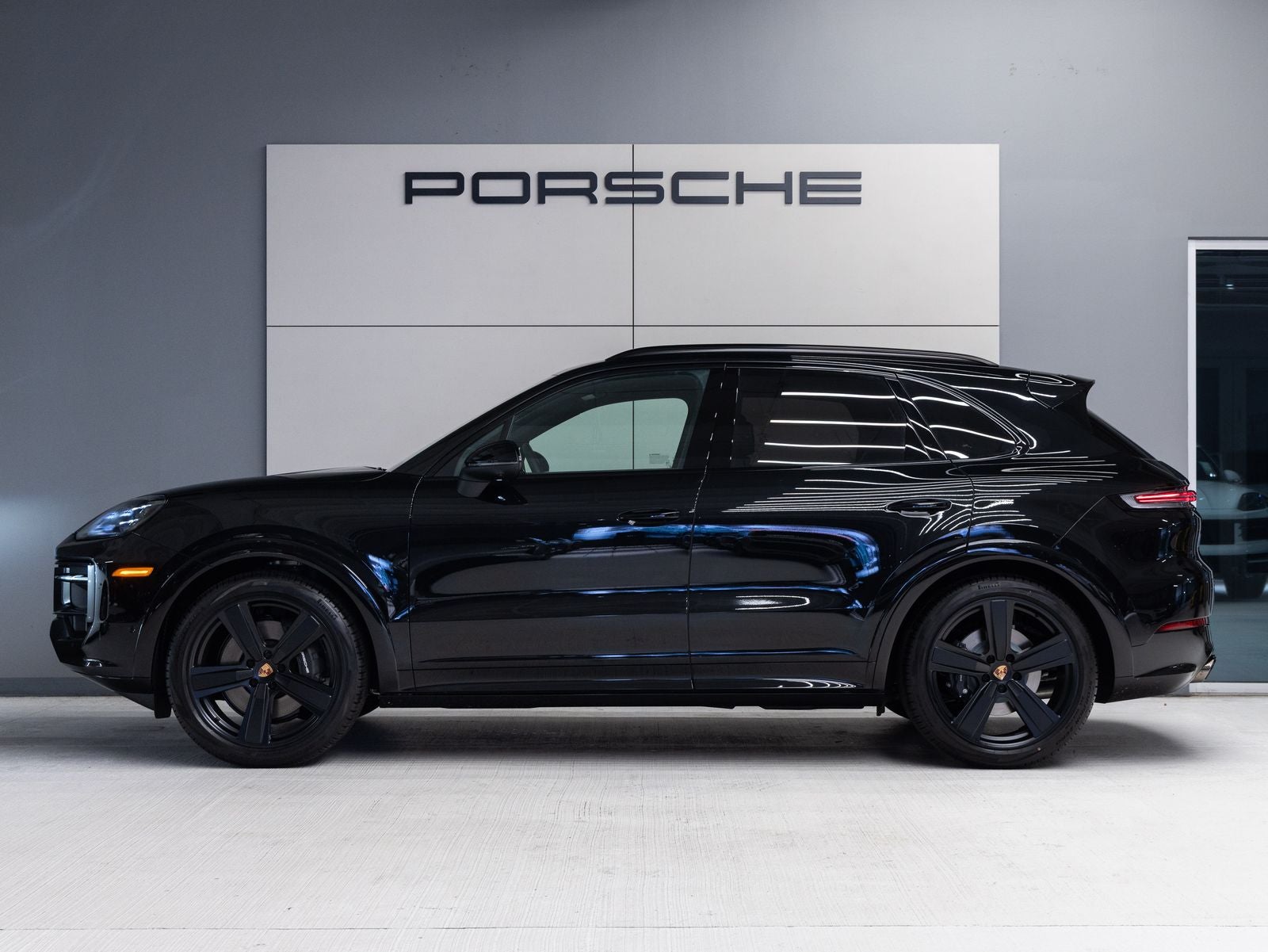 2026 Porsche Cayenne AWD