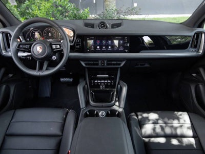 2026 Porsche Cayenne AWD