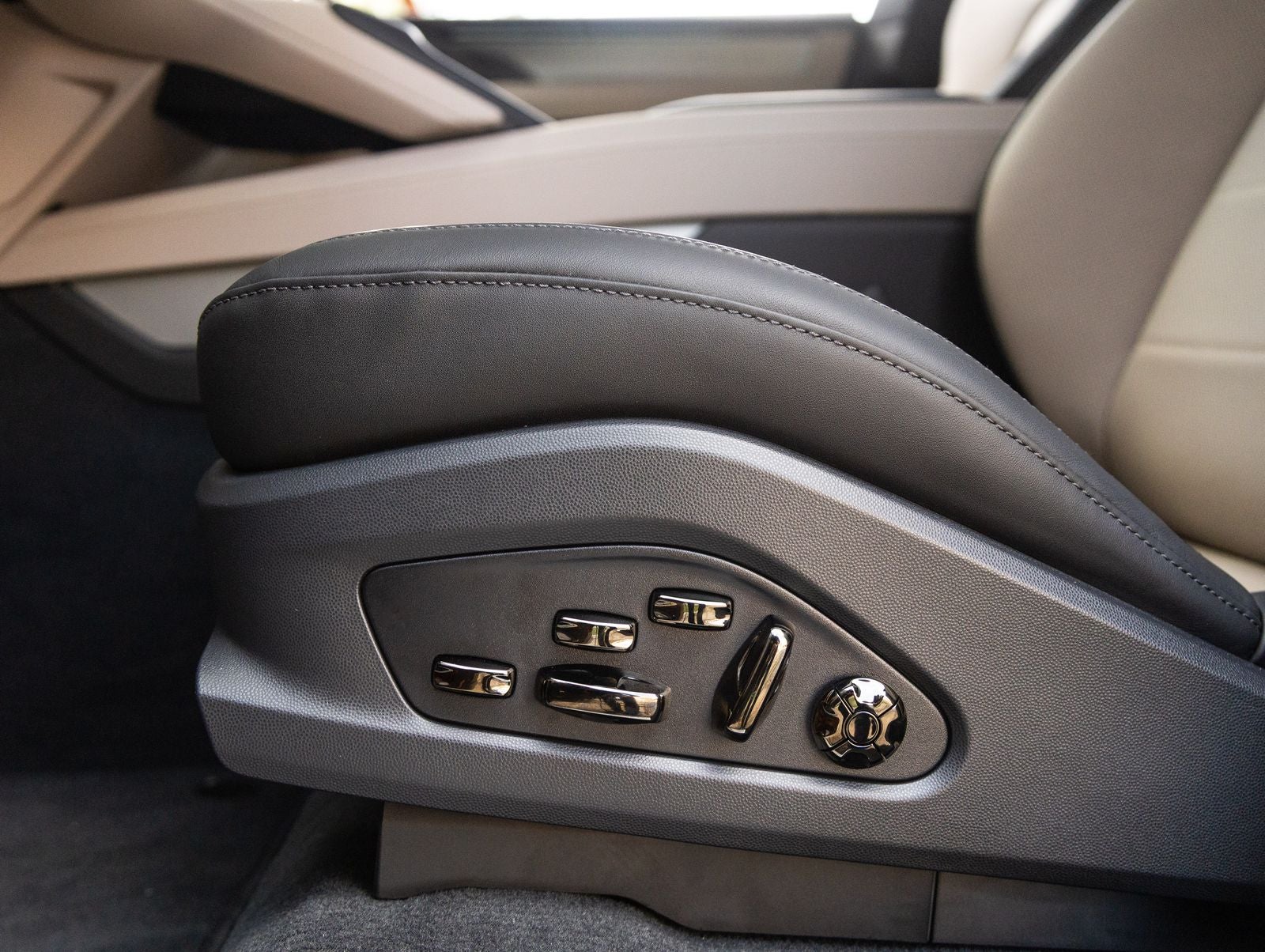 2026 Porsche Cayenne Cayenne Electric