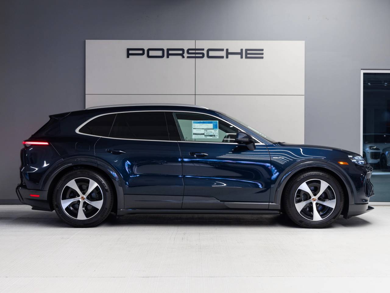2026 Porsche Cayenne Cayenne Electric