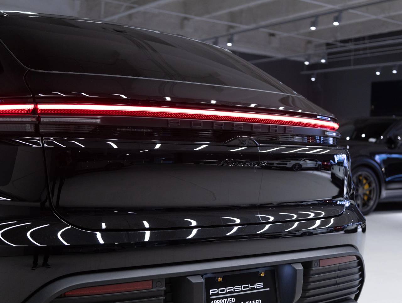 2025 Porsche Macan Macan 4 Electric