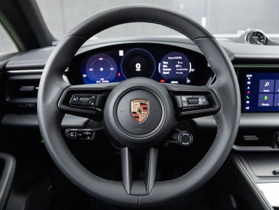 2025 Porsche Macan 4 Electric
