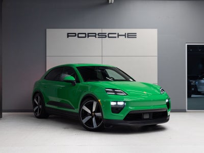 2025 Porsche Macan 4 Electric