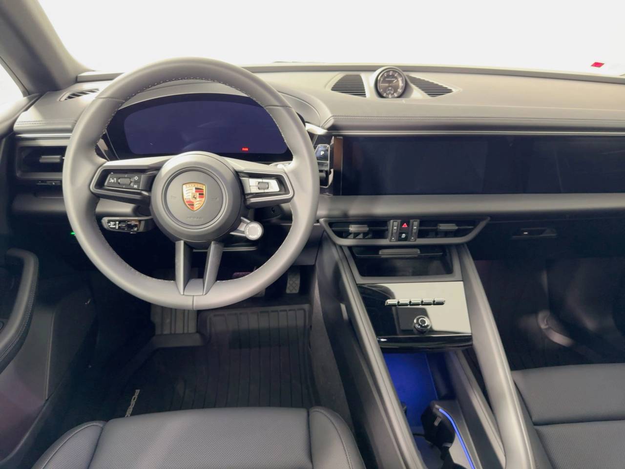 2025 Porsche Macan 4 Electric