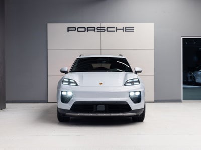2026 Porsche Macan Macan 4 Electric