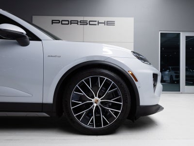 2026 Porsche Macan Macan 4 Electric