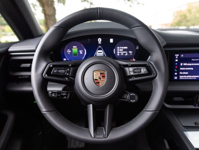 2026 Porsche Macan Macan 4 Electric