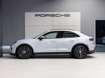 2026 Porsche Macan Macan 4 Electric