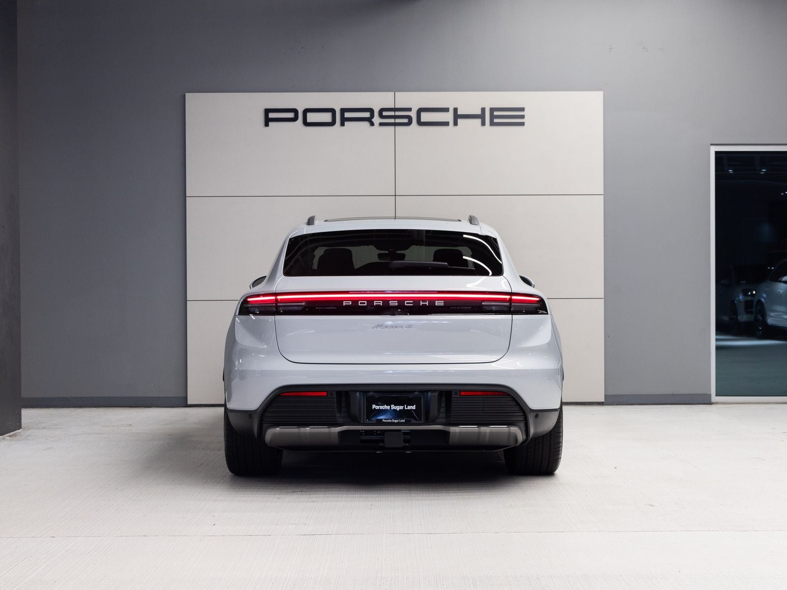 2026 Porsche Macan Macan 4 Electric