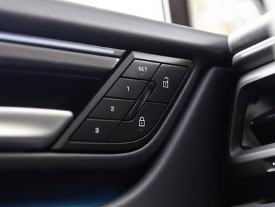 2026 Porsche Macan Macan 4 Electric